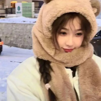 为黛茜小姐开车